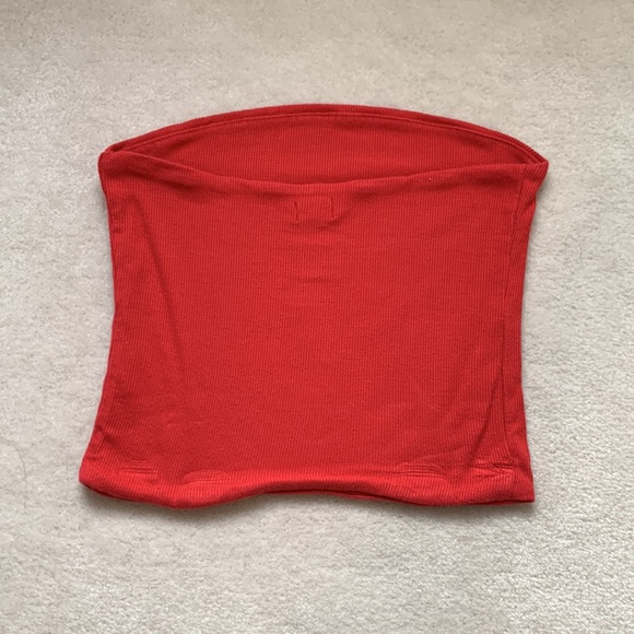 John Galt red ribbed tube cropped top - Picture 2 of 4